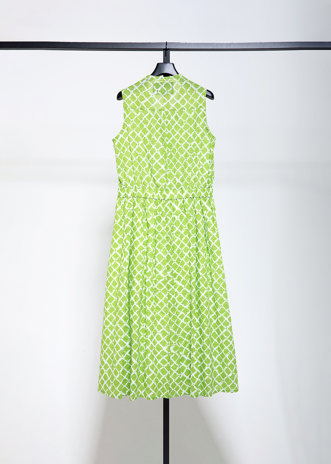 Printed V-neck Sleeveless Dress